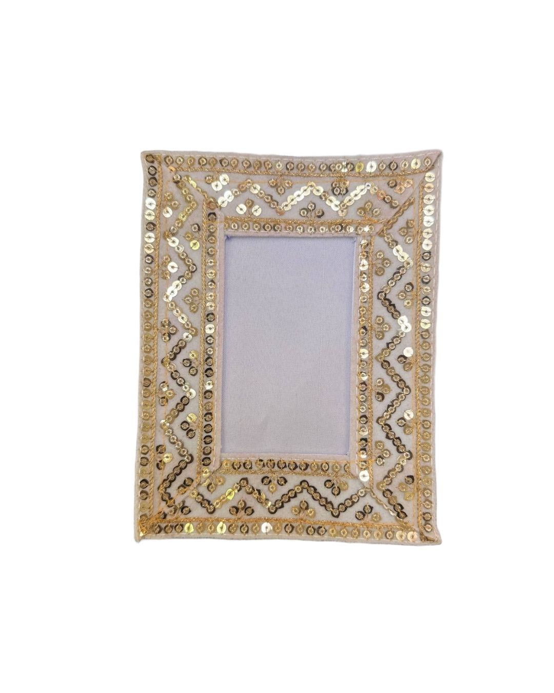 श्रीनाथजी फ्रेम के लिए चिट्राजी वस्त्र – जरदोशी पैटर्न एवं मखमली बॉर्डर के साथ - Image 2